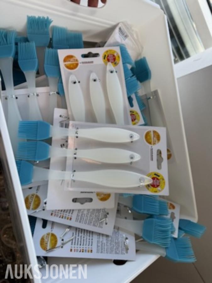 varelager selges samle egnet for videresalg